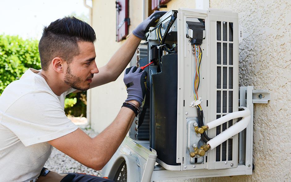 besoin d'un électricien Chevru